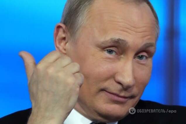 Путин во время Горячей линии 2016