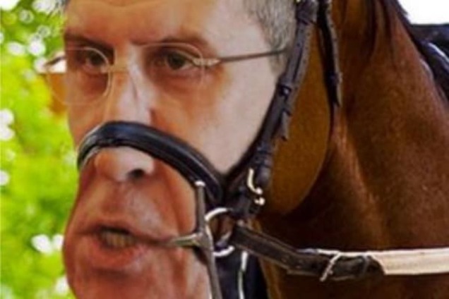 Кінь-балакун на паличці: Йолкін показав Путіна у зовнішній політиці