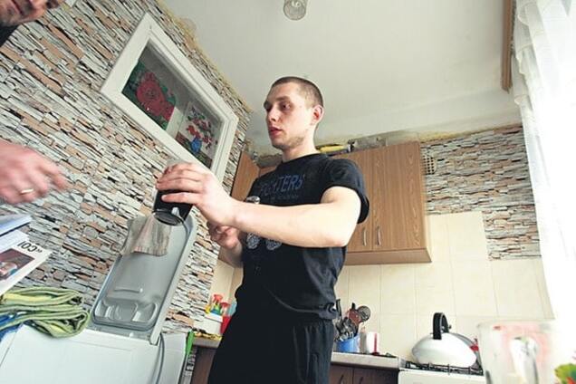 Під арештом: як живе коп, який застрелив під час погоні за BMW пасажира