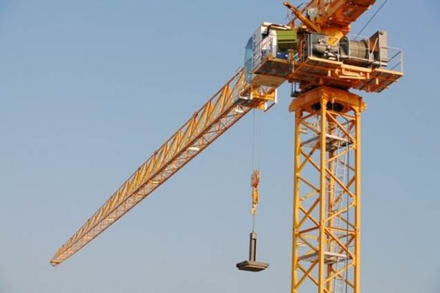 на авто упала стрела