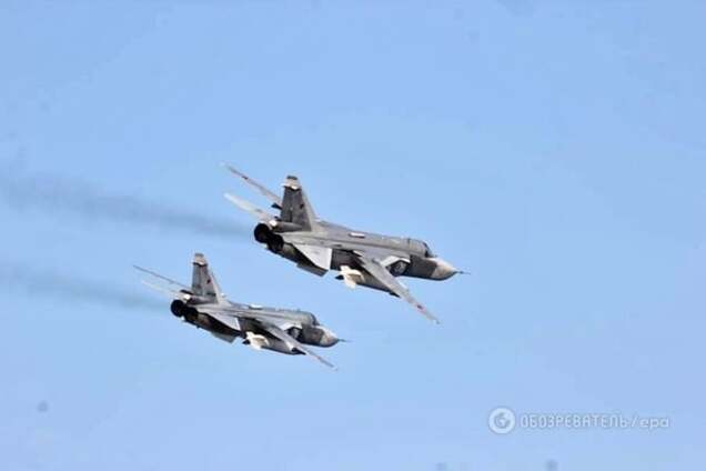 Российские бомбардировщики Су-24