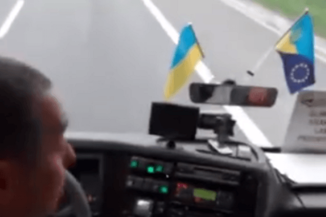 'Покірне бидло': в мережі показали, як українці принижують співвітчизників в ЄС. Відеофакт