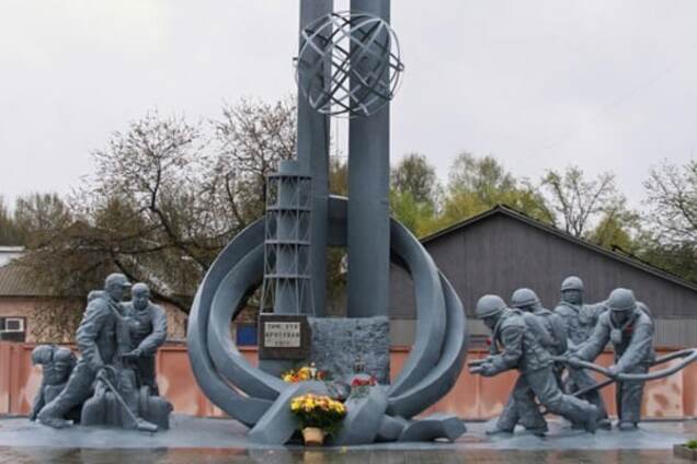 памятник ликвидаторам аварии на ЧАЭС