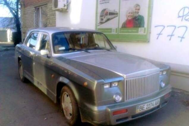 У Миколаєві 'Волгу' перетворили у Rolls-Royce: фотофакт