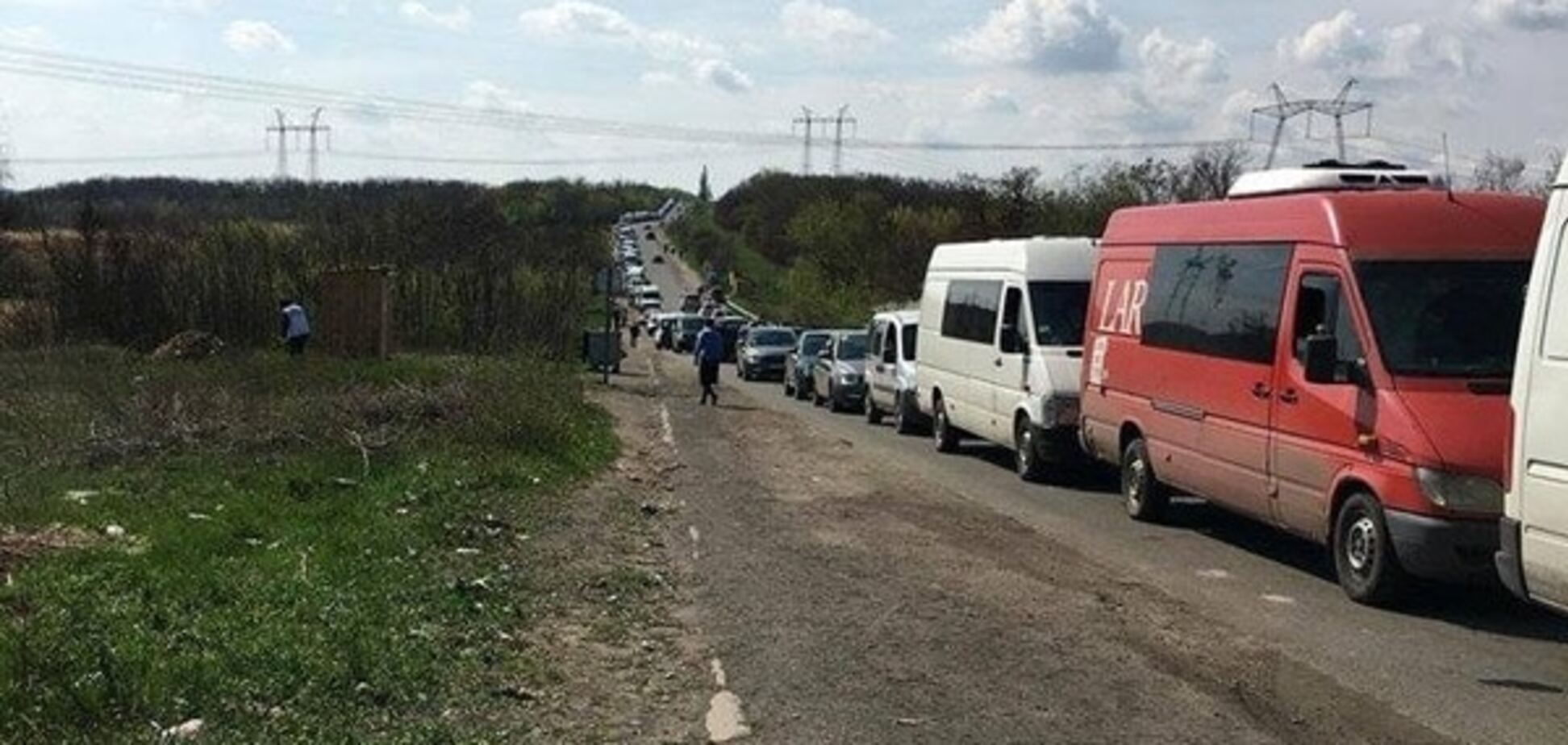 Блокпост на линии разграничения на Донбассе