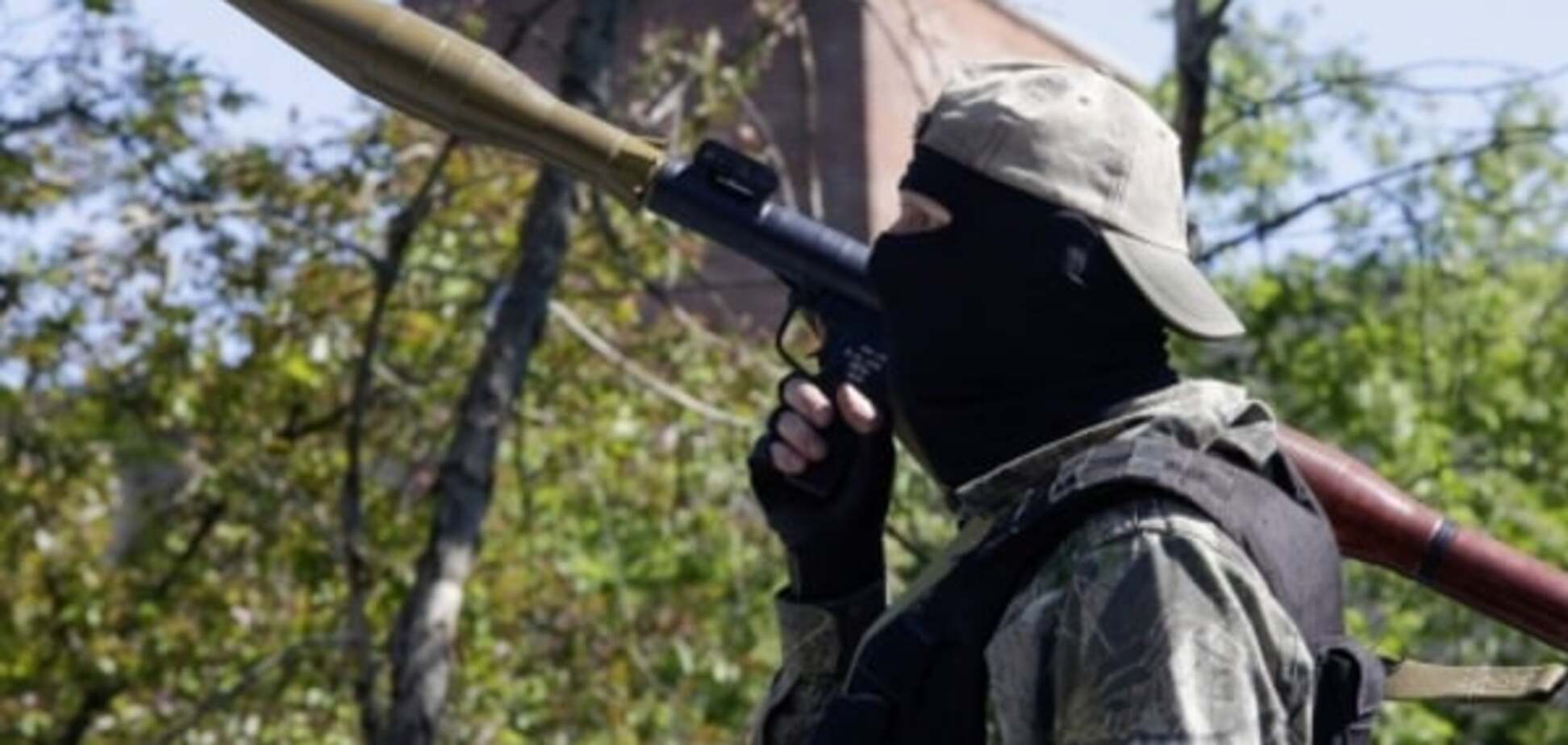 На Донбасі терористи застосували весь арсенал зброї