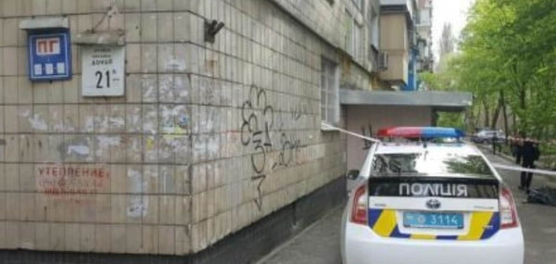 В Киеве мужчина выпрыгнул с 9 этажа