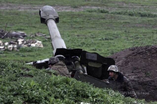 Війна в Нагірному Карабасі: в хід пішла важка артилерія і танки