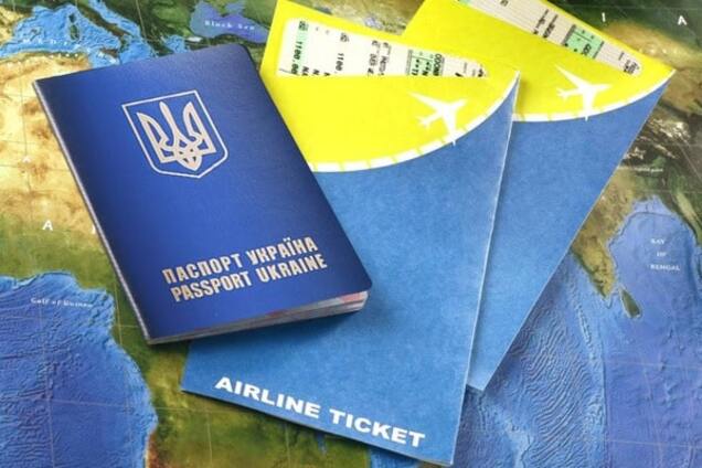 Несколько месяцев до безвизового: Порошенко обнадежил украинцев