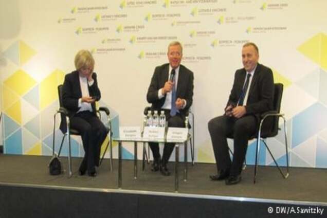 Депутати з Німеччини, Франції та Польщі спонукають Київ до активності