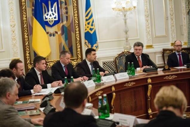 Хроніки Нацради. Перше засідання з новим урядом