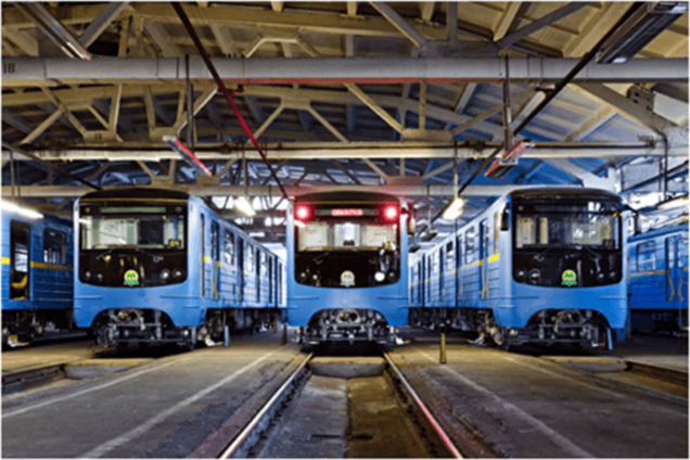 На синій гілці київського метро у вагонах запрацював Wi-Fi