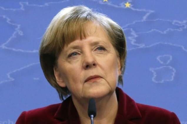 Ситуація не проста: Меркель обговорила з Гройсманом проблеми України