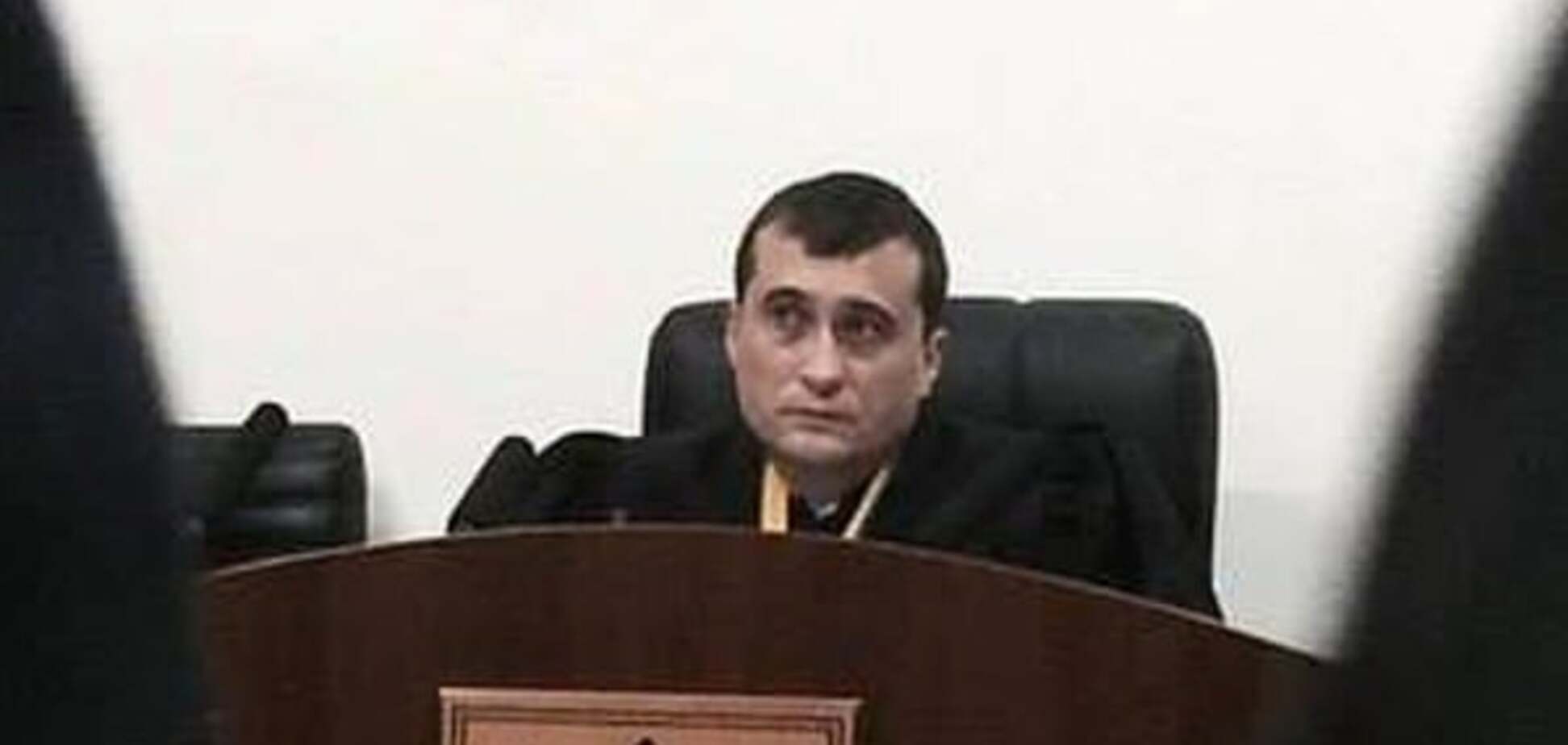 Суддя-тітушка