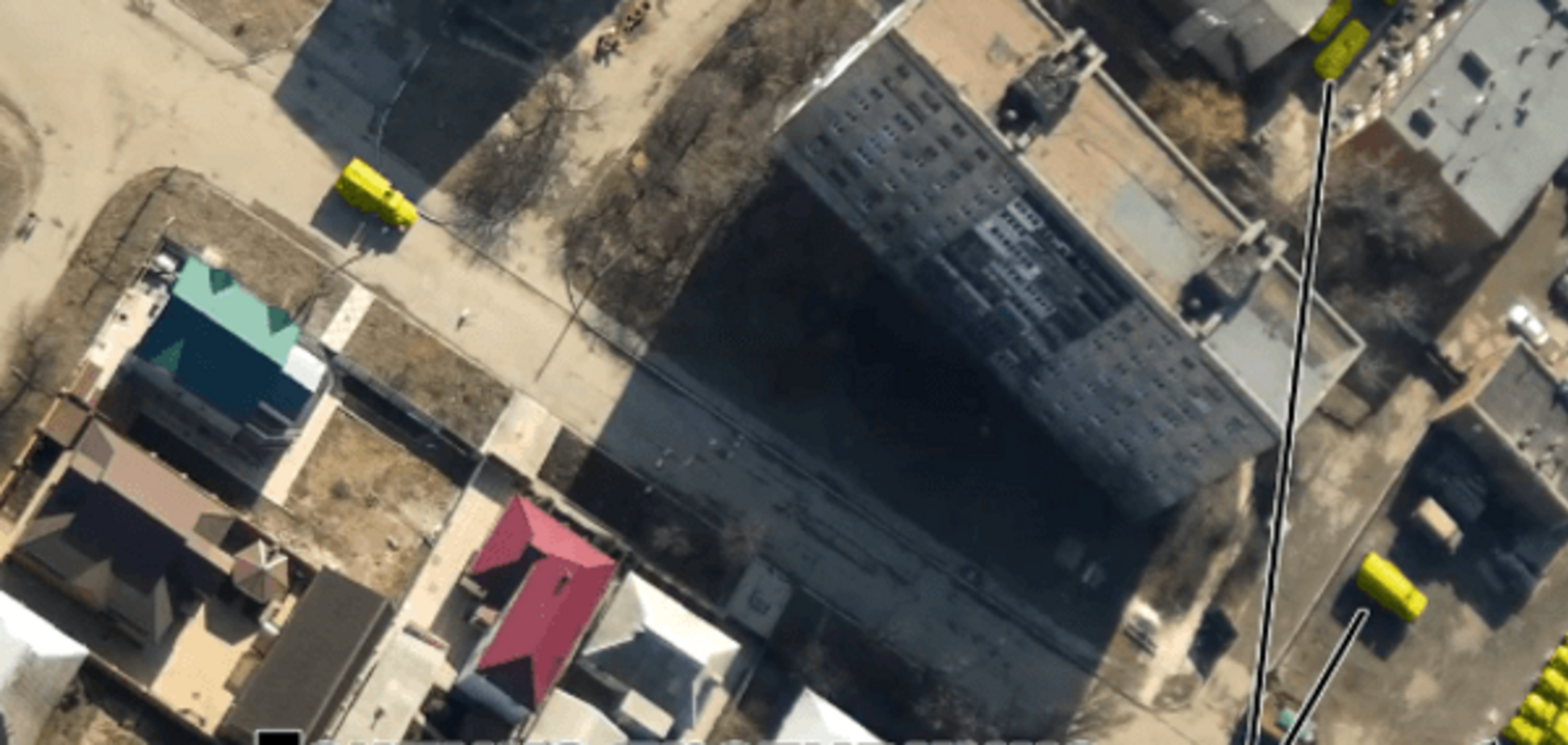 Аэроразведка показала скопления военной техники 'ДНР' возле школ Горловки. Опубликовано видео