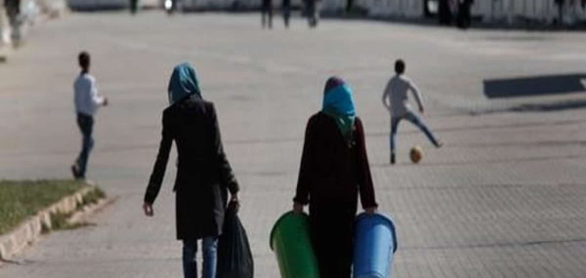 Туреччина відкидає звинувачення Amnesty International у масовому поверненні біженців до Сирії