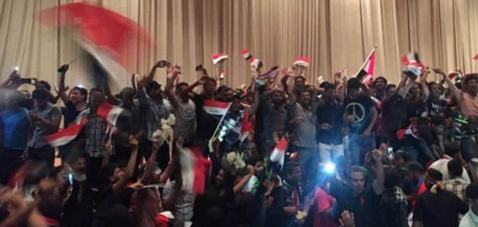 'Майдан' в Іраку: активісти штурмували парламент у Багдаді