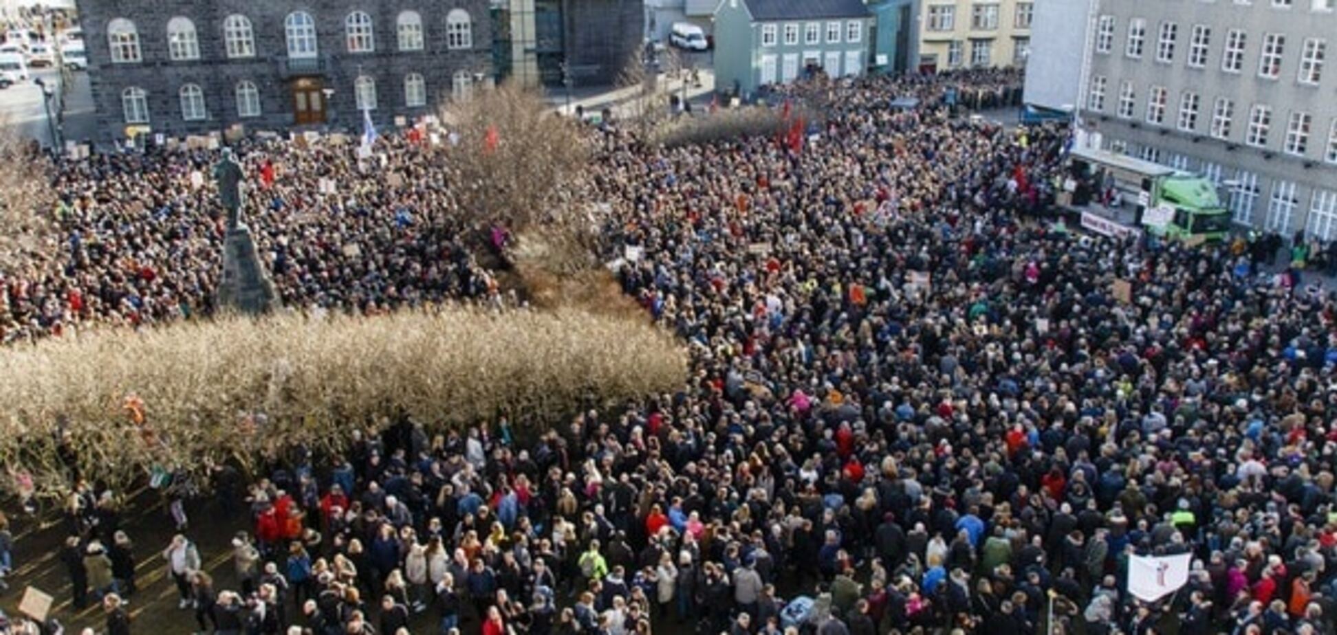 Митинг в Исландии