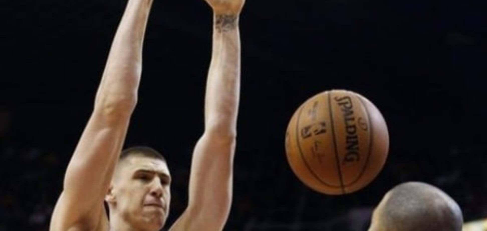 Український баскетболіст неприємно здивував уболівальників у матчі НБА