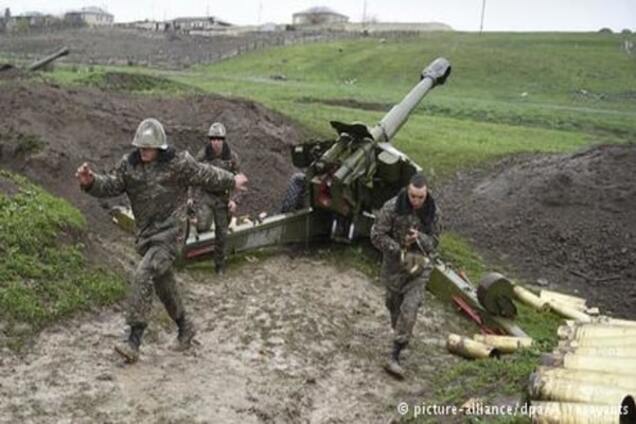 У Нагірному Карабаху продовжуються бойові дії