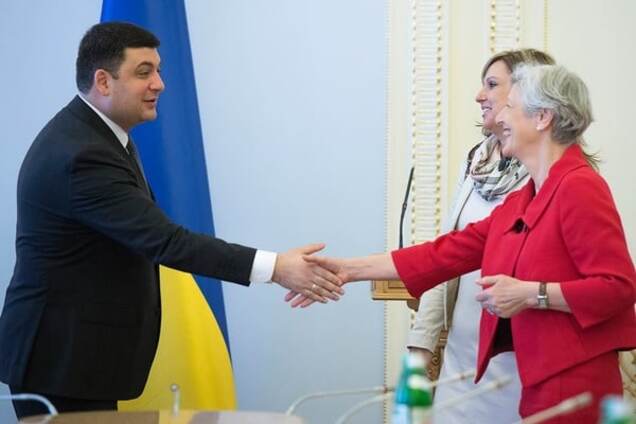 Гройсман на встрече с представителями ПАСЕ: о выборах в ОРДЛО речи быть не может