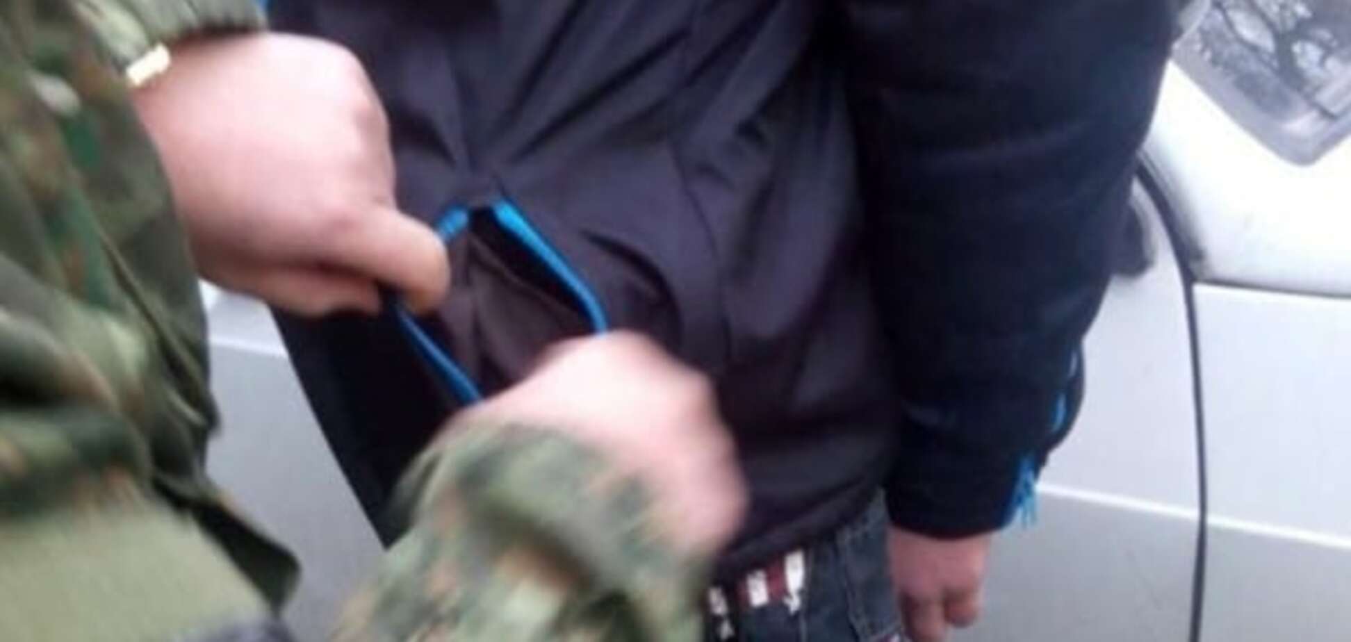 Граната в кишені: в Маріуполі поліція затримала небезпечного підлітка. Фотофакт