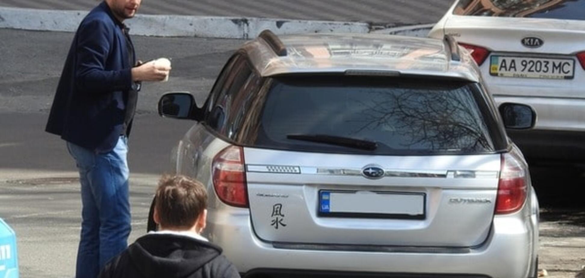 Нардепа Парасюка помітили за кермом авто вартістю 1 млн грн: опубліковано відео