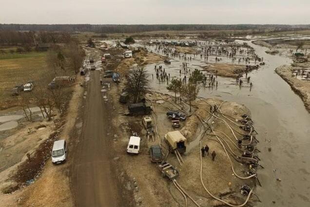 Добыча янтаря на Полесье
