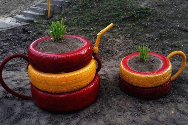 У Києві з'явилася креативна клумба для чаєманів: опубліковані фото