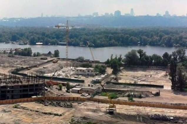 Активисты пытались блокировать стройку на Никольской Слободке в Киеве