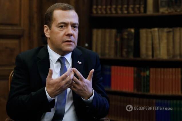 Медведєв заявив, що Росія буде озброювати обидві сторони конфлікту в Нагірному Карабасі