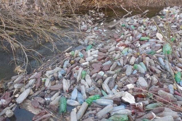 В сети показали, во что 'ЛНР-овцы' и путинские байкеры превратили реку в Луганске: фоторепортаж