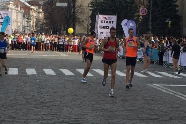 У Харкові стартував знаменитий міжнародний марафон: фотофакт