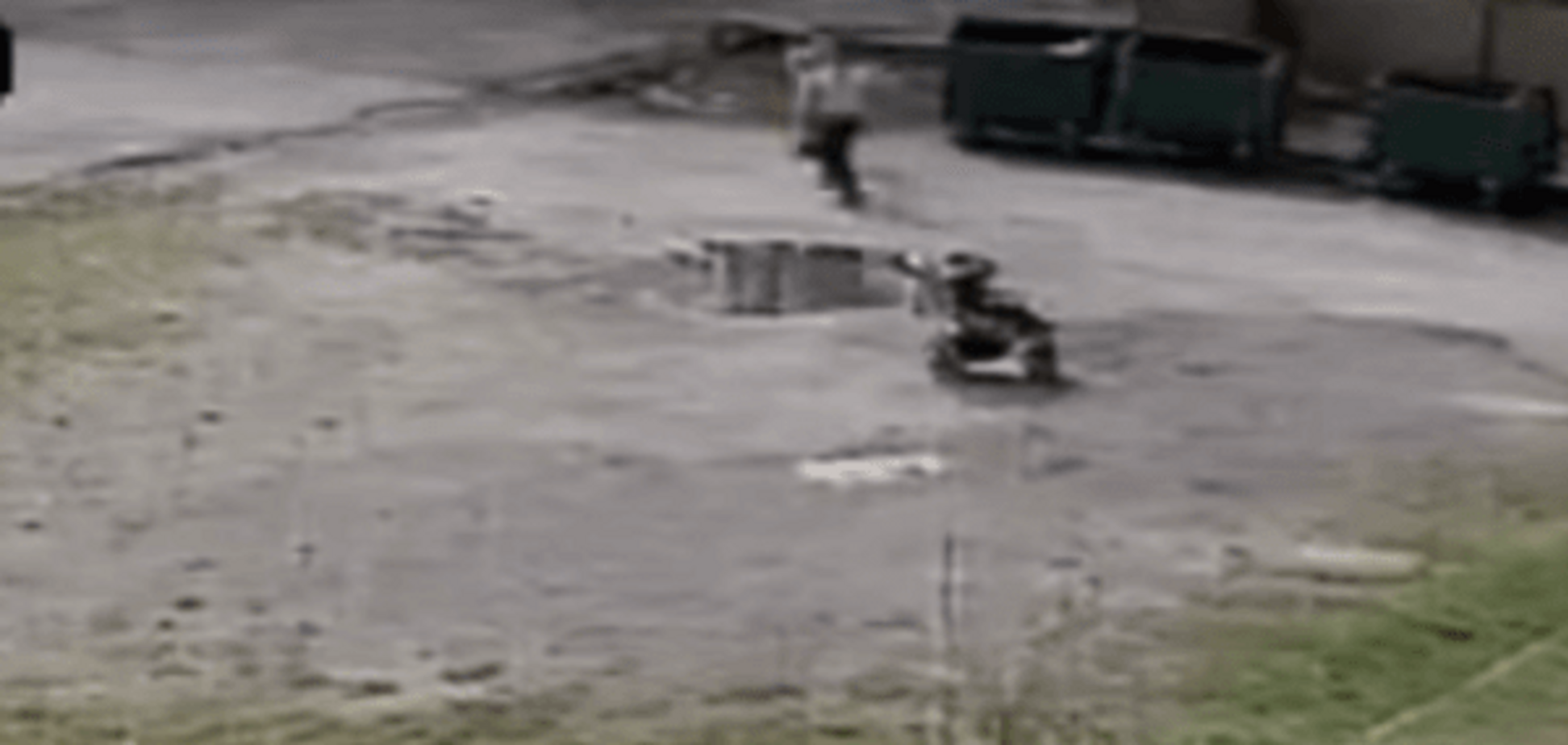 У Львові матуся-садистка побила 2-річну дитину і її бабусю палицею з цвяхами: шокуюче відео