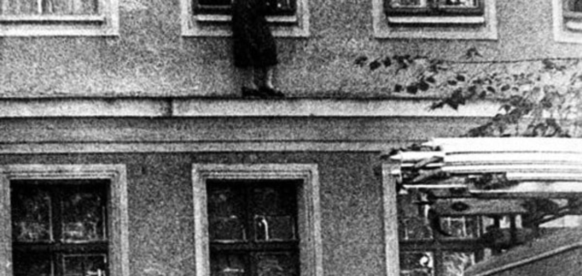 Немецкие коммунисты разорвали город на две части