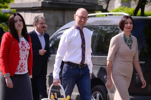 Арсений Яценюк, Пасха, поздравление