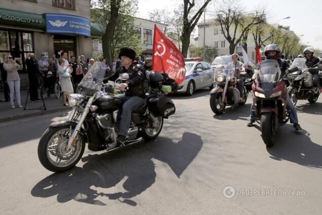 Литва не пропустила російських байкерів через символіку СРСР