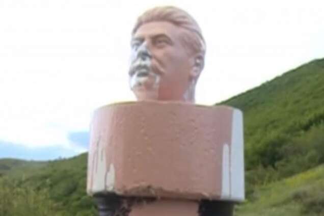 бюст Сталина