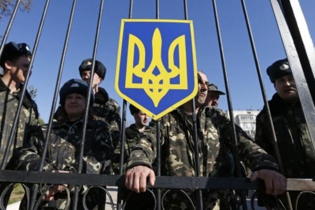 украинские военные в Крыму