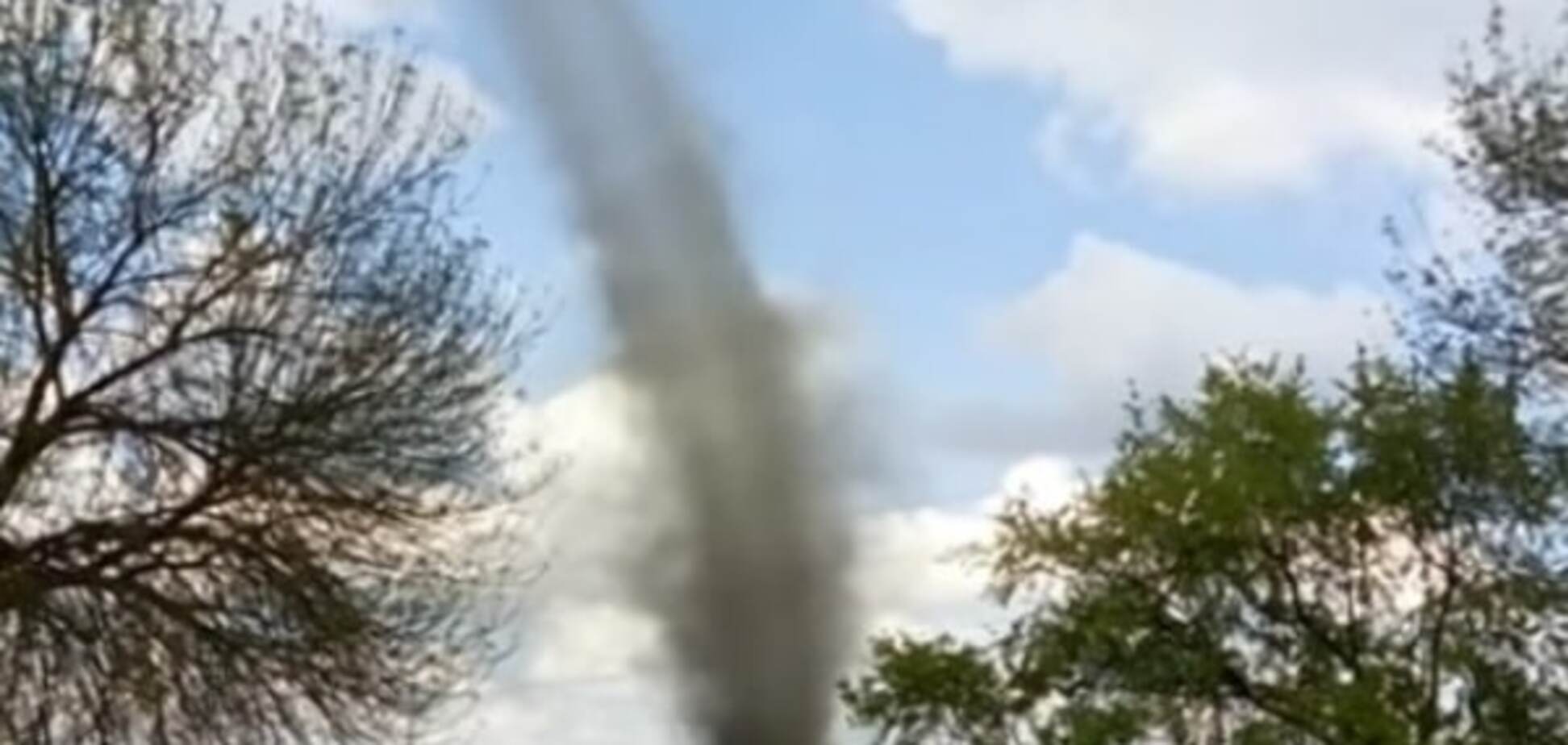 Під Тернополем розбушувався гігантський смерч