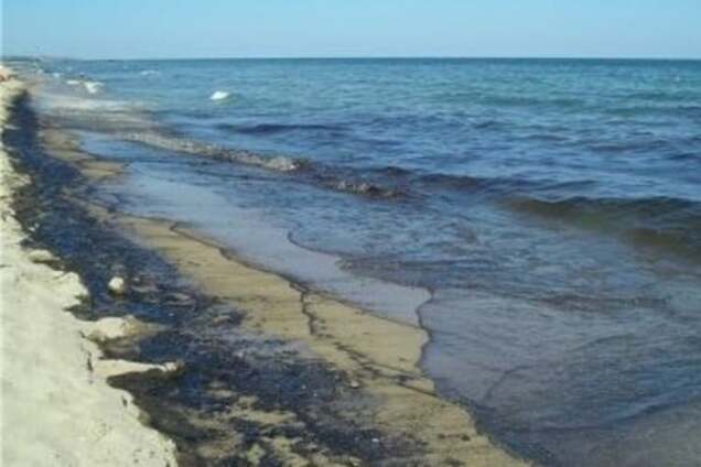 разлив мазута