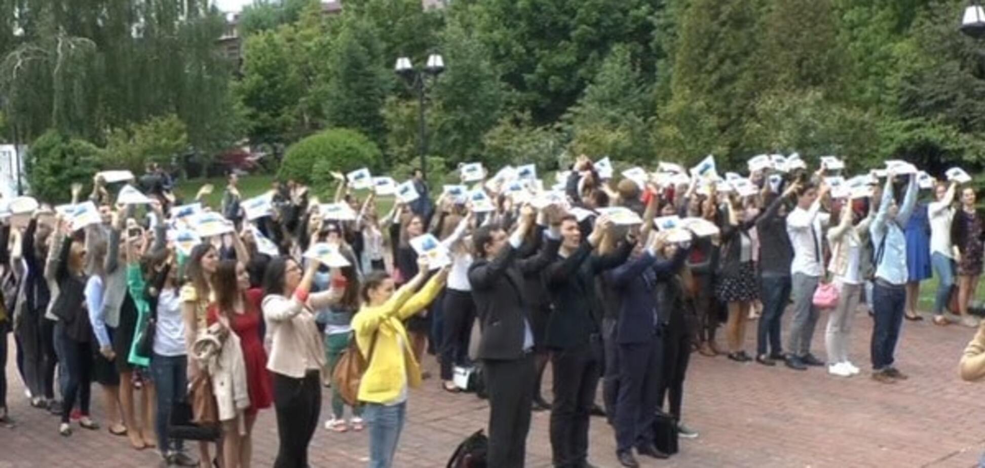 Голос єдності: українські студенти підтримали Джамалу 11 мовами