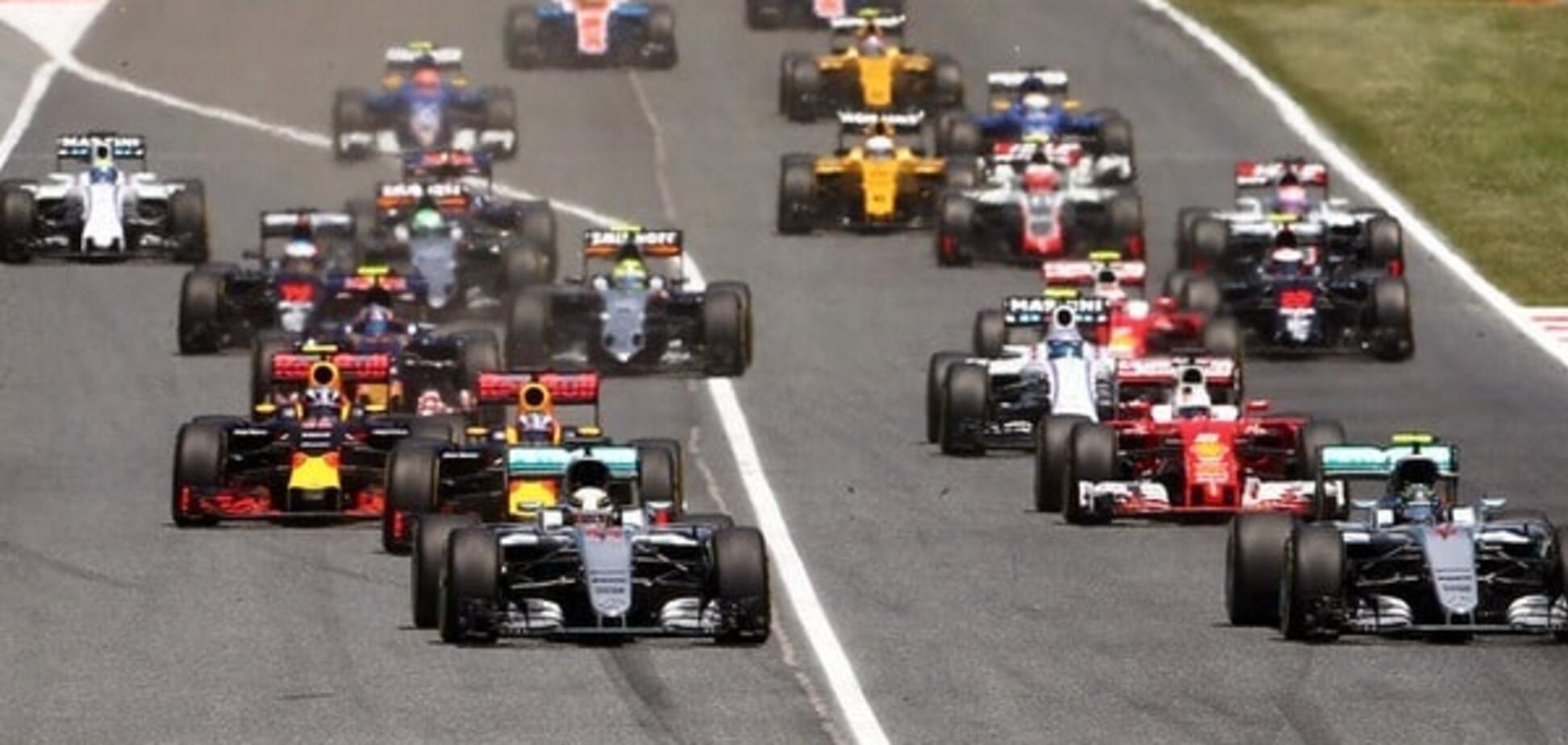 Гонка Формули-1 ознаменувалася неймовірною аварією