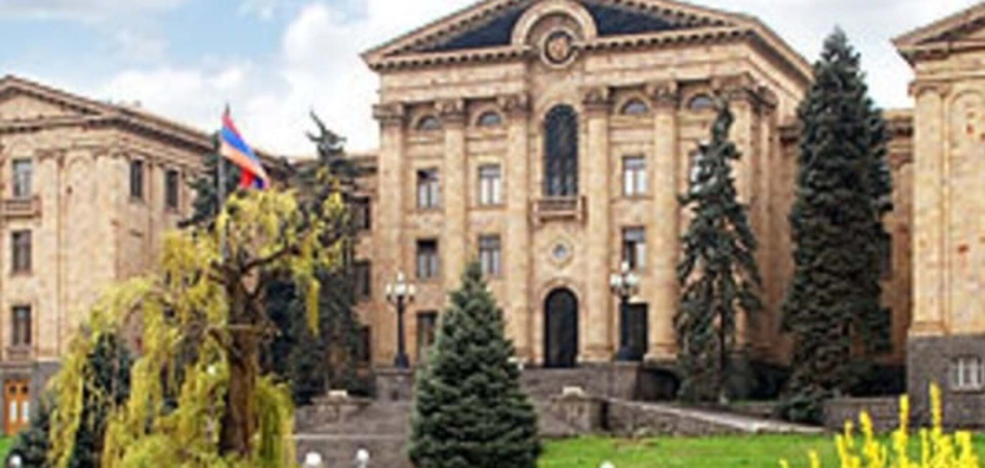 Парламент Вірменії не став поспішати з визнанням незалежності Карабаху