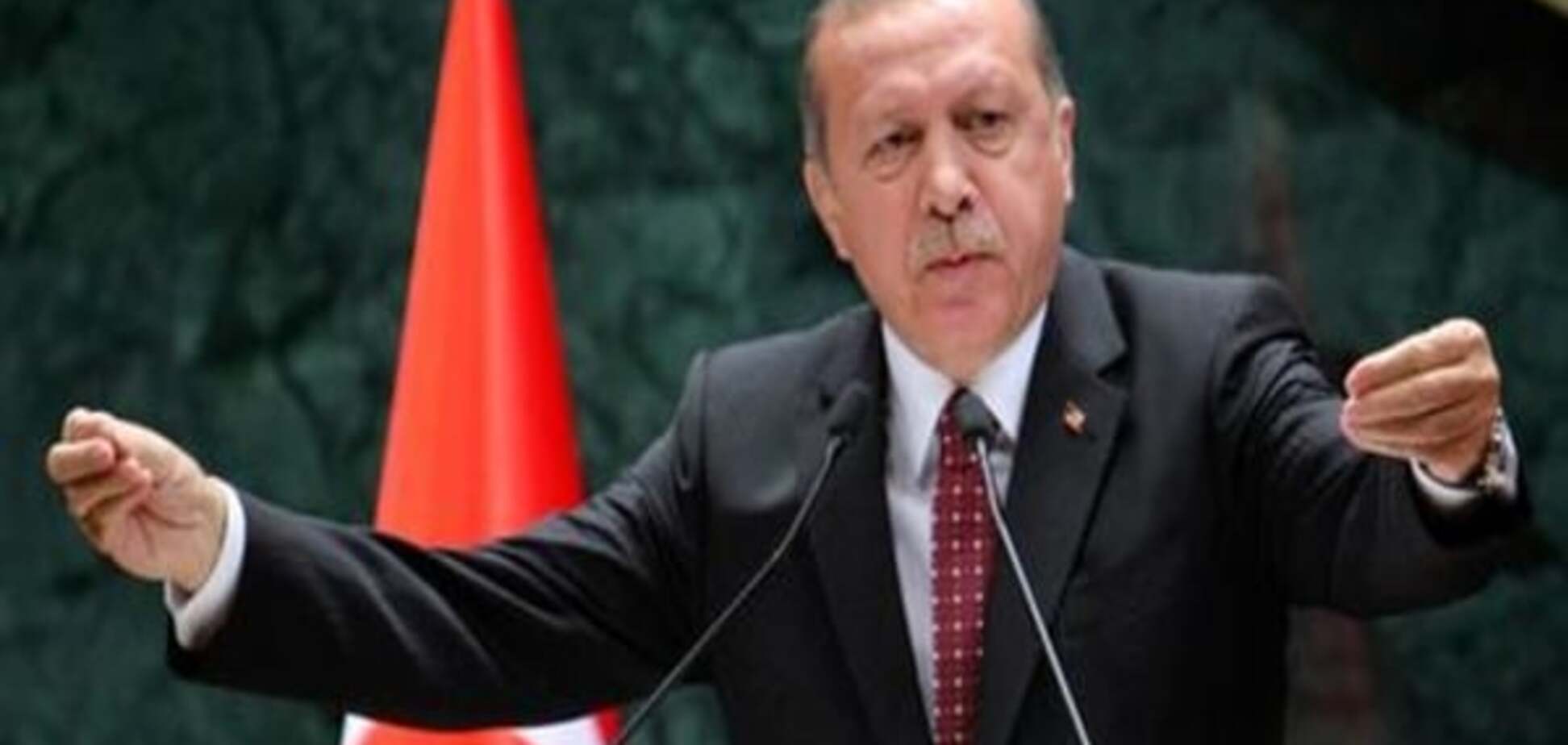 Суд заборонив цитувати майже весь вірш Бемерманна про Ердогана