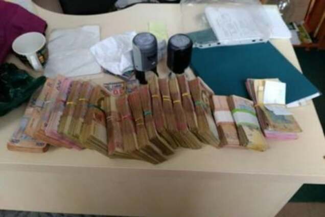 СБУ разоблачила крупную схему отмывания денег на госзакупках