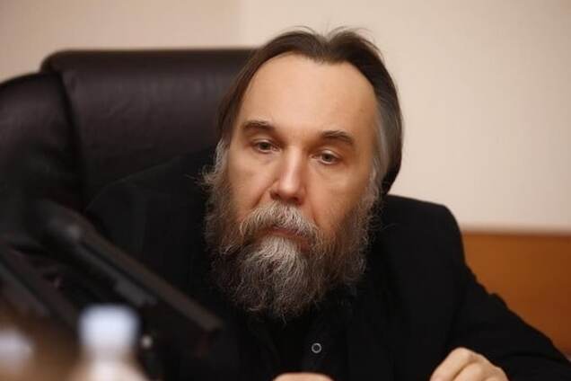 Александр Дугин