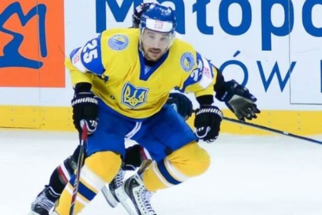 Артем Бондарев хоккей