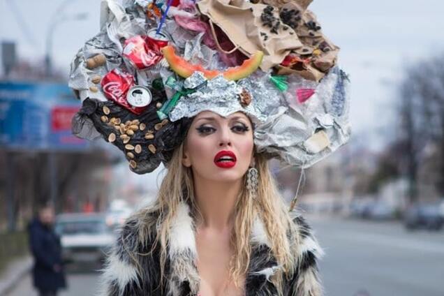 Оля Полякова