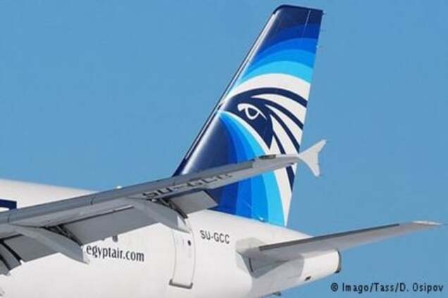 EgyptAir заявила про виявлення в морі уламків зниклого літака, у Греції - спростовують